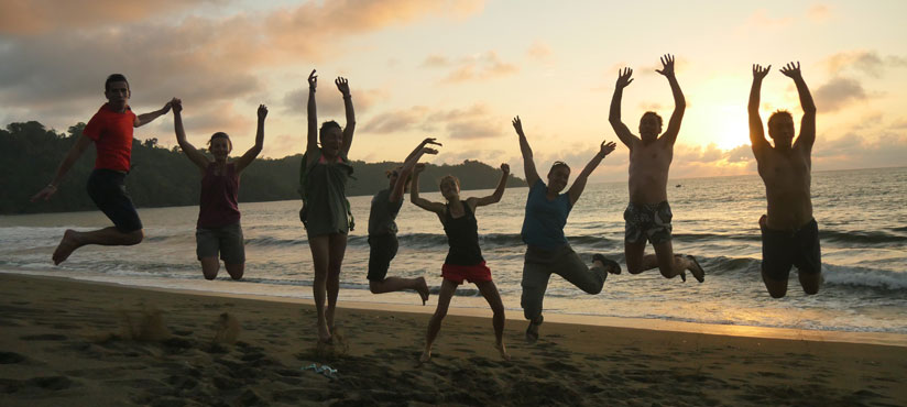 equipe Caminando à Manuel Antonio